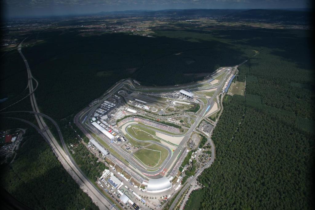Am Flugplatz Ξενοδοχείο Hockenheim Εξωτερικό φωτογραφία